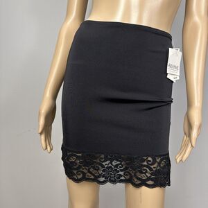 Vintage Arianne Lingerie Half Slip Medium Black Tight Skin Black Wide Lace New